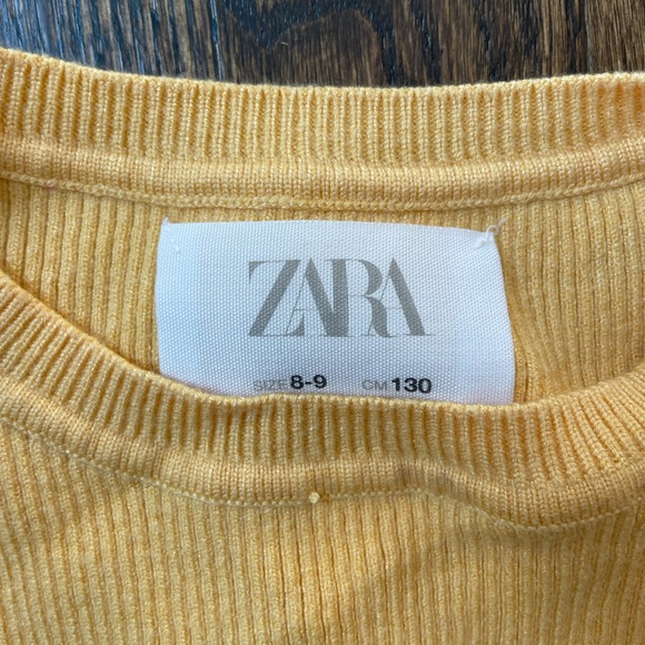 GUC Zara Crop Top - Picture 2 of 3